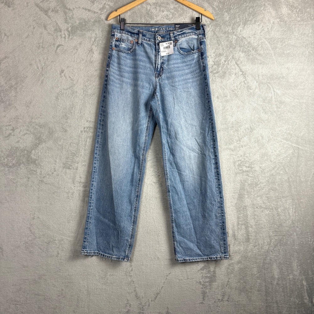 American Eagle Jeans Stovepipe Size 4 Blue High Rise Strigid Straight Leg NWT